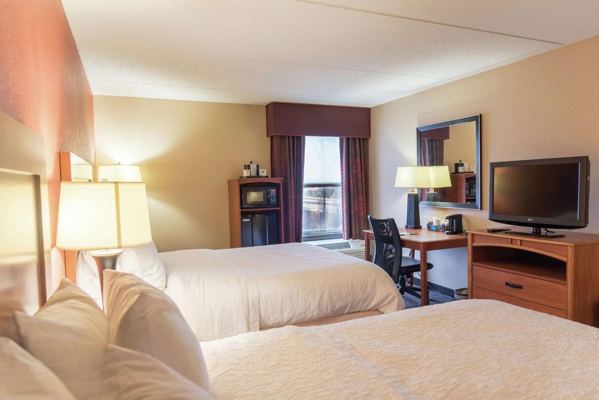 Hampton Inn Muskegon Muskegon Heights Eksteriør billede